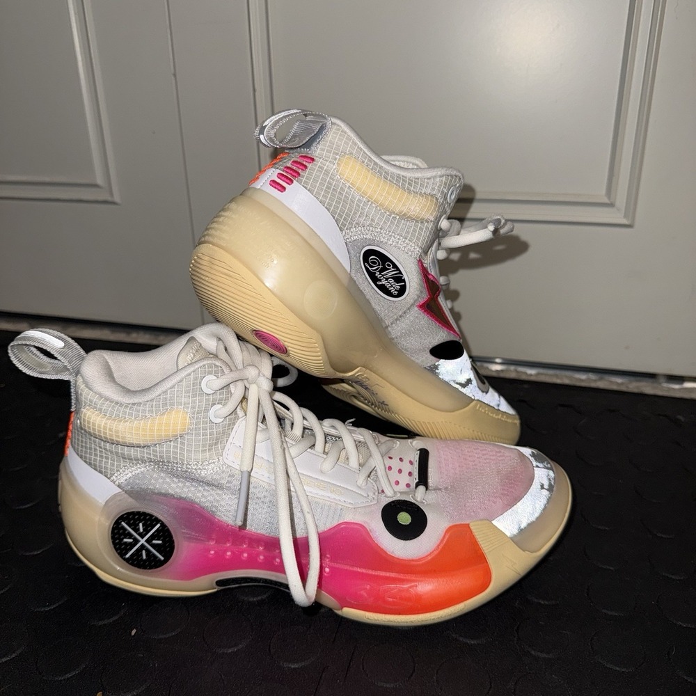 Li-Ning WAY OF WADE 10-BLOSSOM Men's Mid Top Basketball Shoes Size M/W 6.5/8